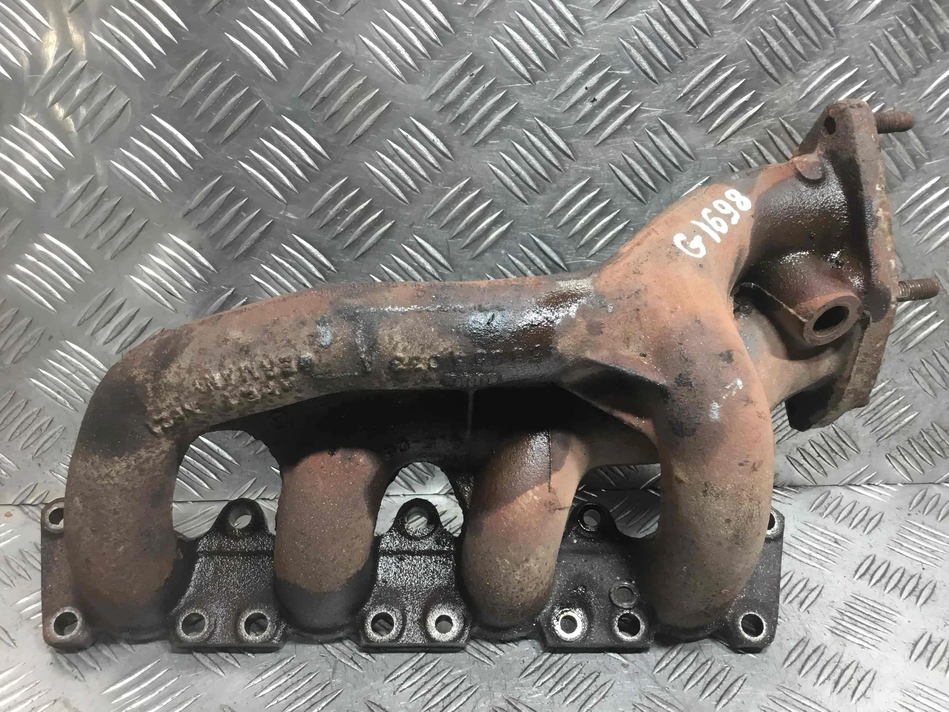 Коллектор выпускной Audi A4 B5 (1994-1999) бензин 1.8 i Механика Универсал