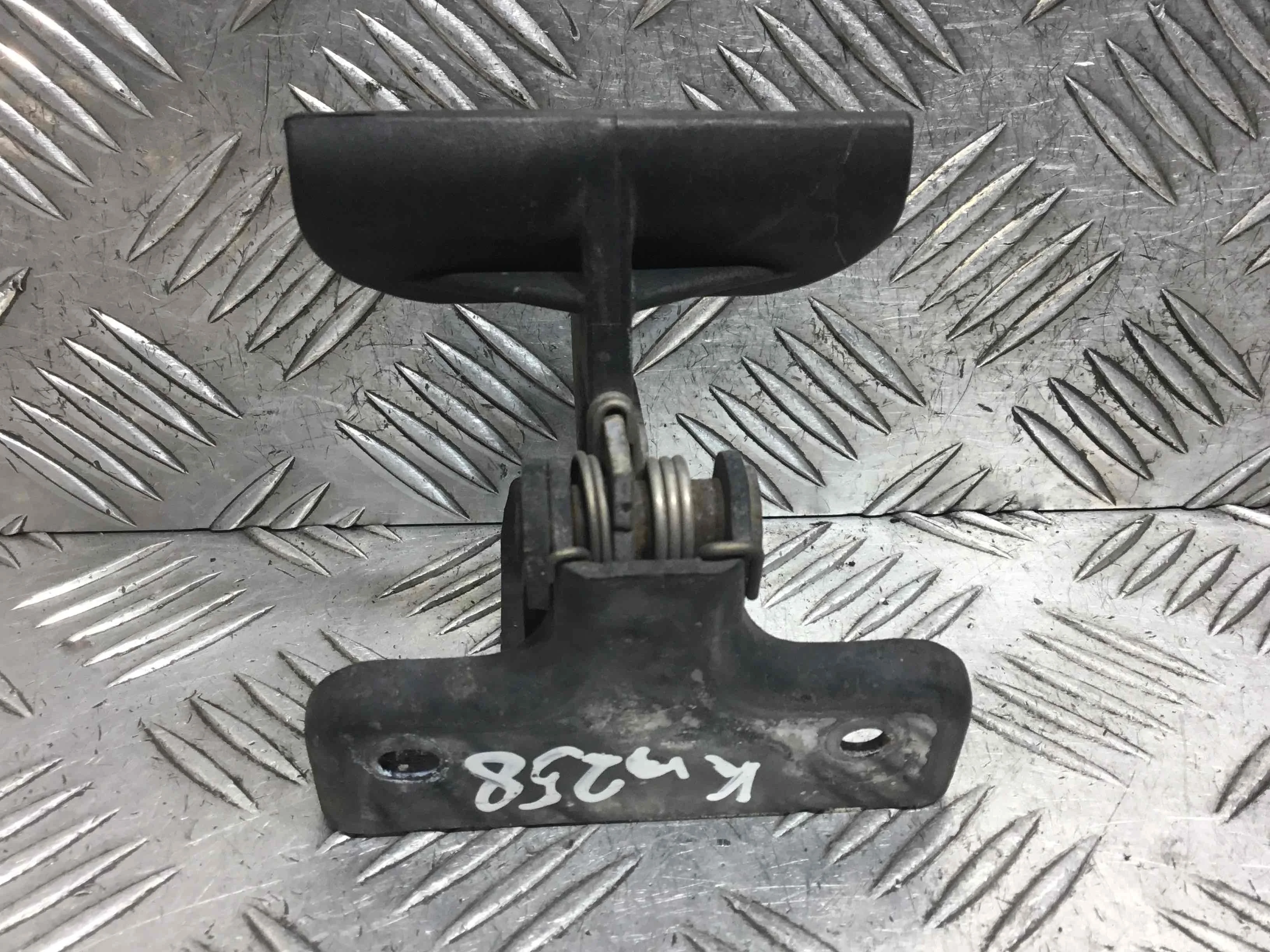 Замок капота Mercedes ML W164 (2005-2008) дизель 3.0 CDI Автомат