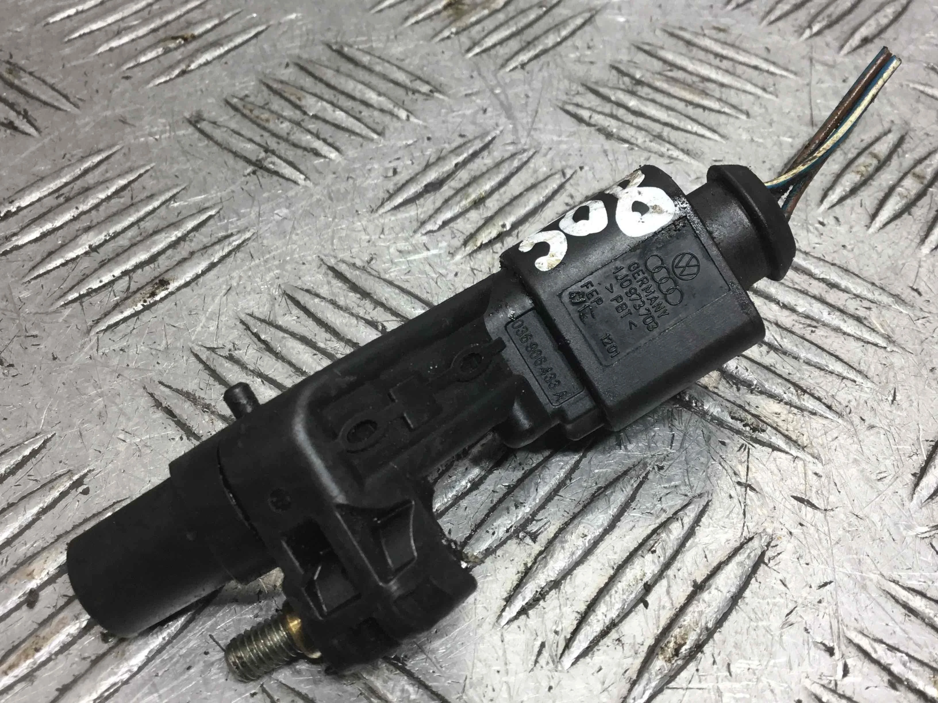 Датчик коленвала Jeep Patriot 1 поколение 2007 - 2016 дизель 2.0 CRD Механика