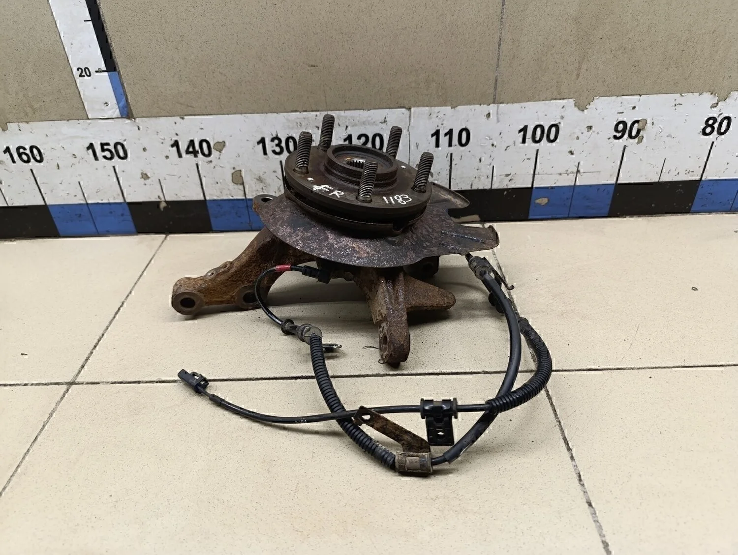 Кулак поворотный передний правый Soul 2009-2014