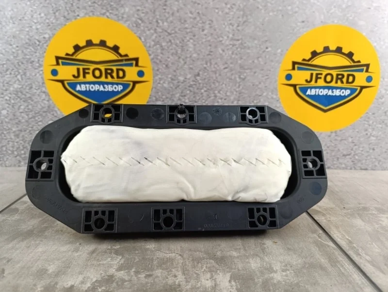 Подушка безопасности в торпеду Land Rover Range 4 2015 L405