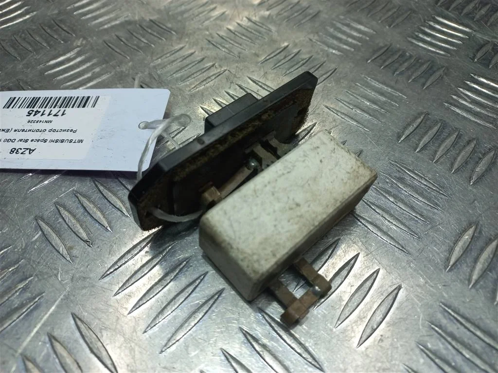 Резистор отопителя (Ежик) MITSUBISHI Space Star I