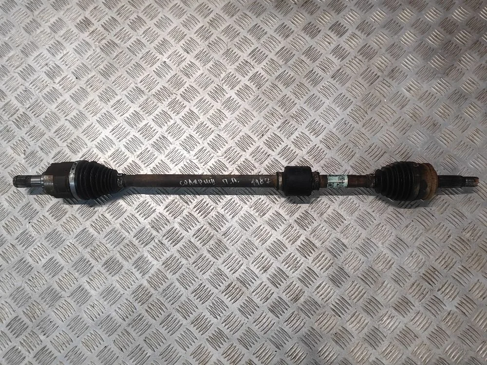 Привод передний правый (полуось) Hyundai Solaris