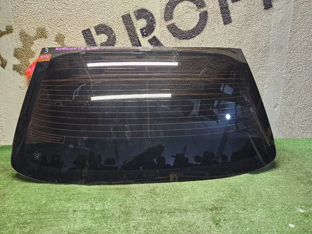 Стекло заднее на Infinity G35X UV
