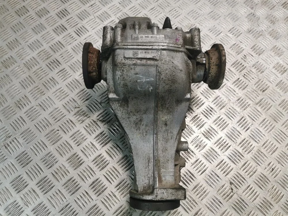 Редуктор Audi A6 0AR525083С