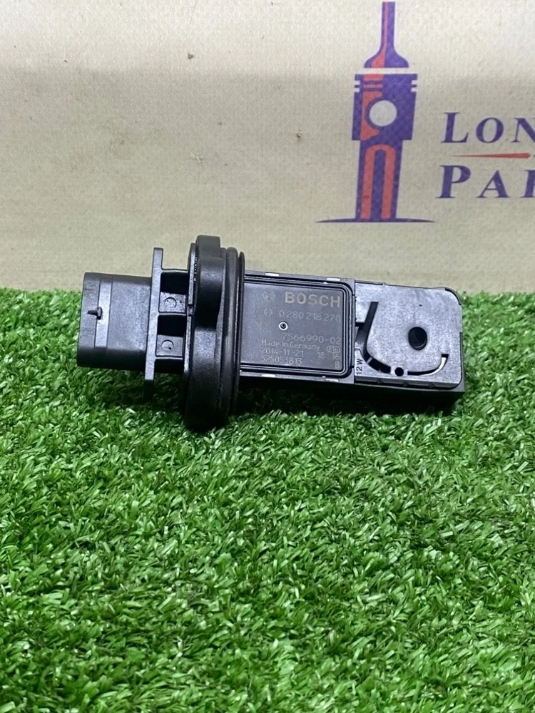 Расходомер воздуха BMW 550i F10