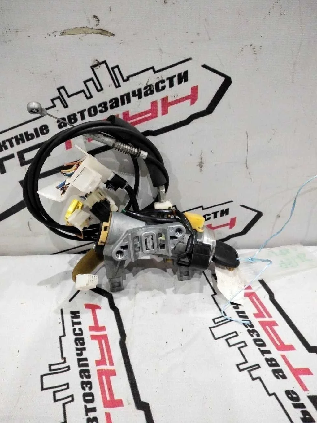 ЗАМОК ЗАЖИГАНИЯ MITSUBISHI MR527046