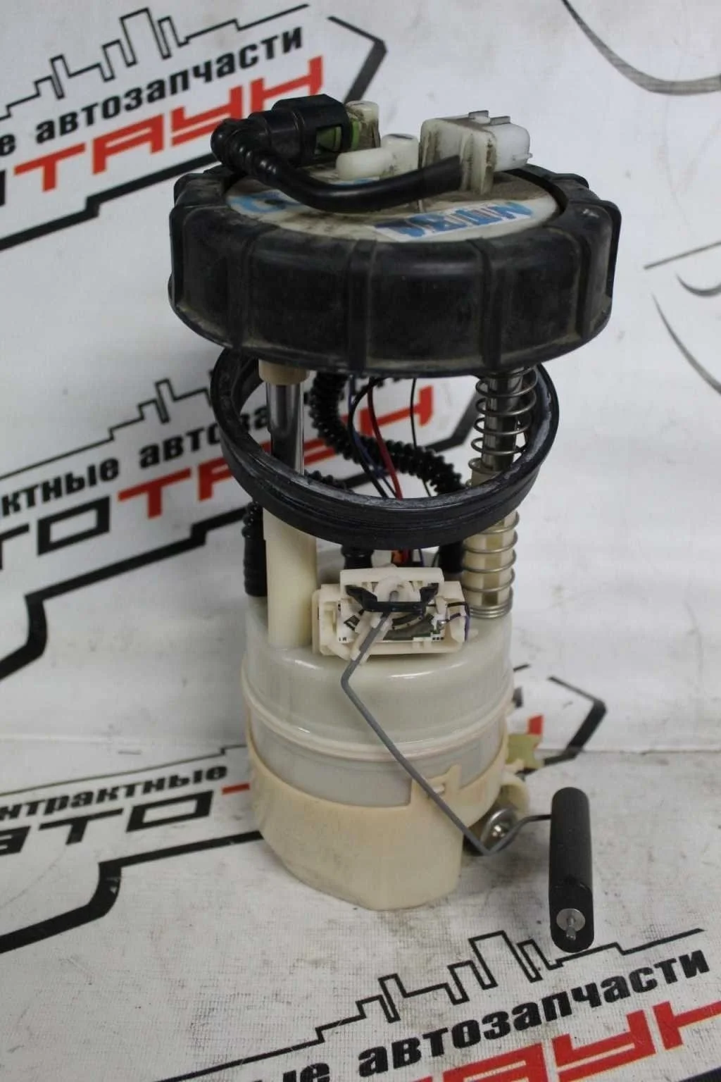 БЕНЗОНАСОС КОРПУС БЕНЗОНАСОСА В СБОРЕ NISSAN DUALIS ROGUE X-TRAIL KJ10 KNJ10 NT31 S35 T31 TNT31 2WD 4WD 2 ШТУЦЕРА 1 ФИШКА 5 КОНТАКТОВ 17040JG00A