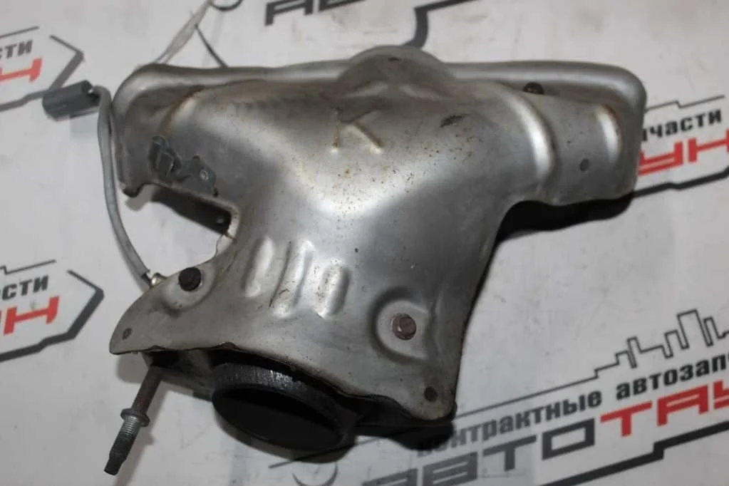 КОЛЛЕКТОР ВЫПУСКНОЙ NISSAN 14002EE00A