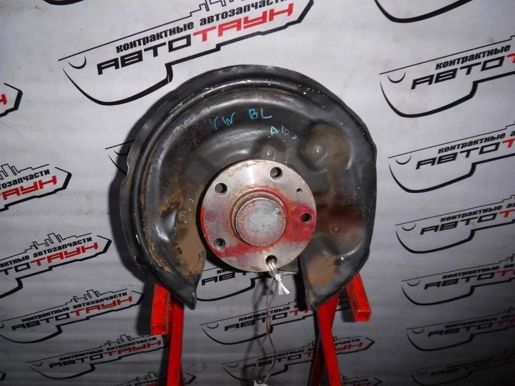 СТУПИЦА AUDI VOLKSWAGEN SEAT SKODA ЗАД ЛЕВО 3C0505433K