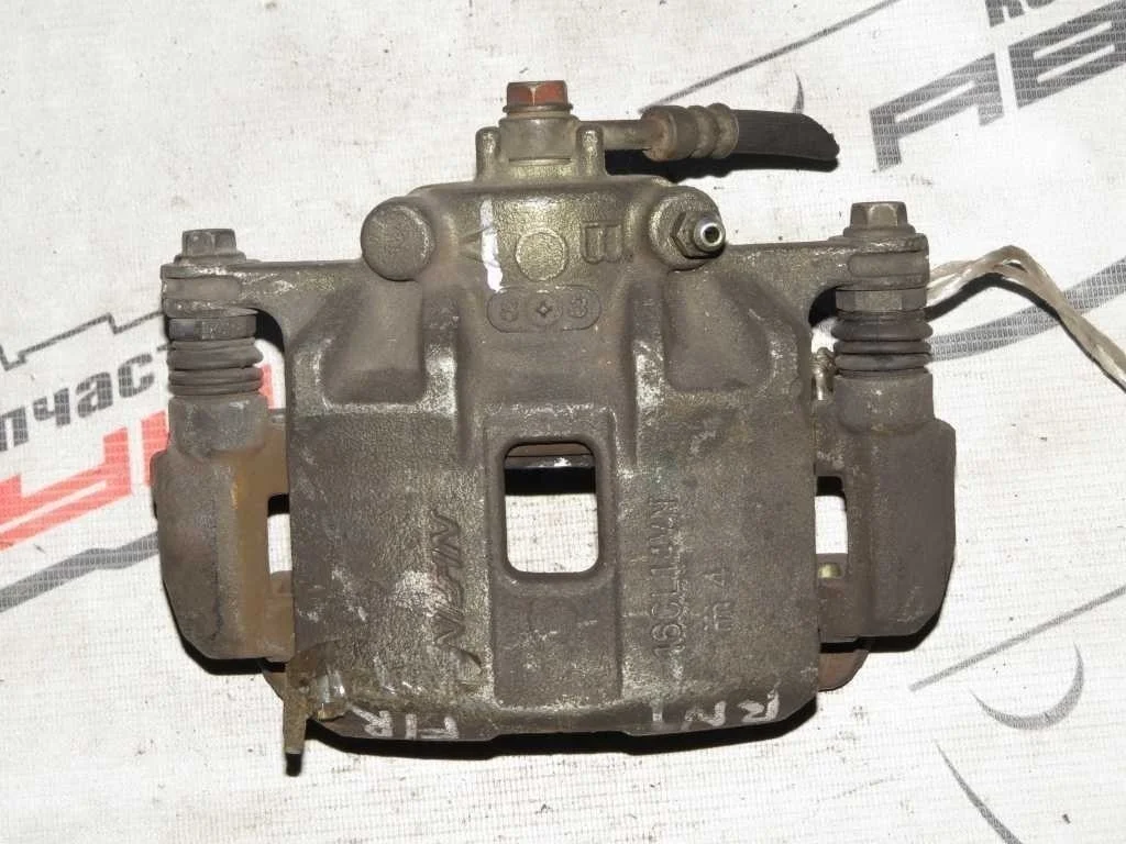 СУППОРТ В СБОРЕ HONDA ПЕРЕД ПРАВО 45018S7AJ02