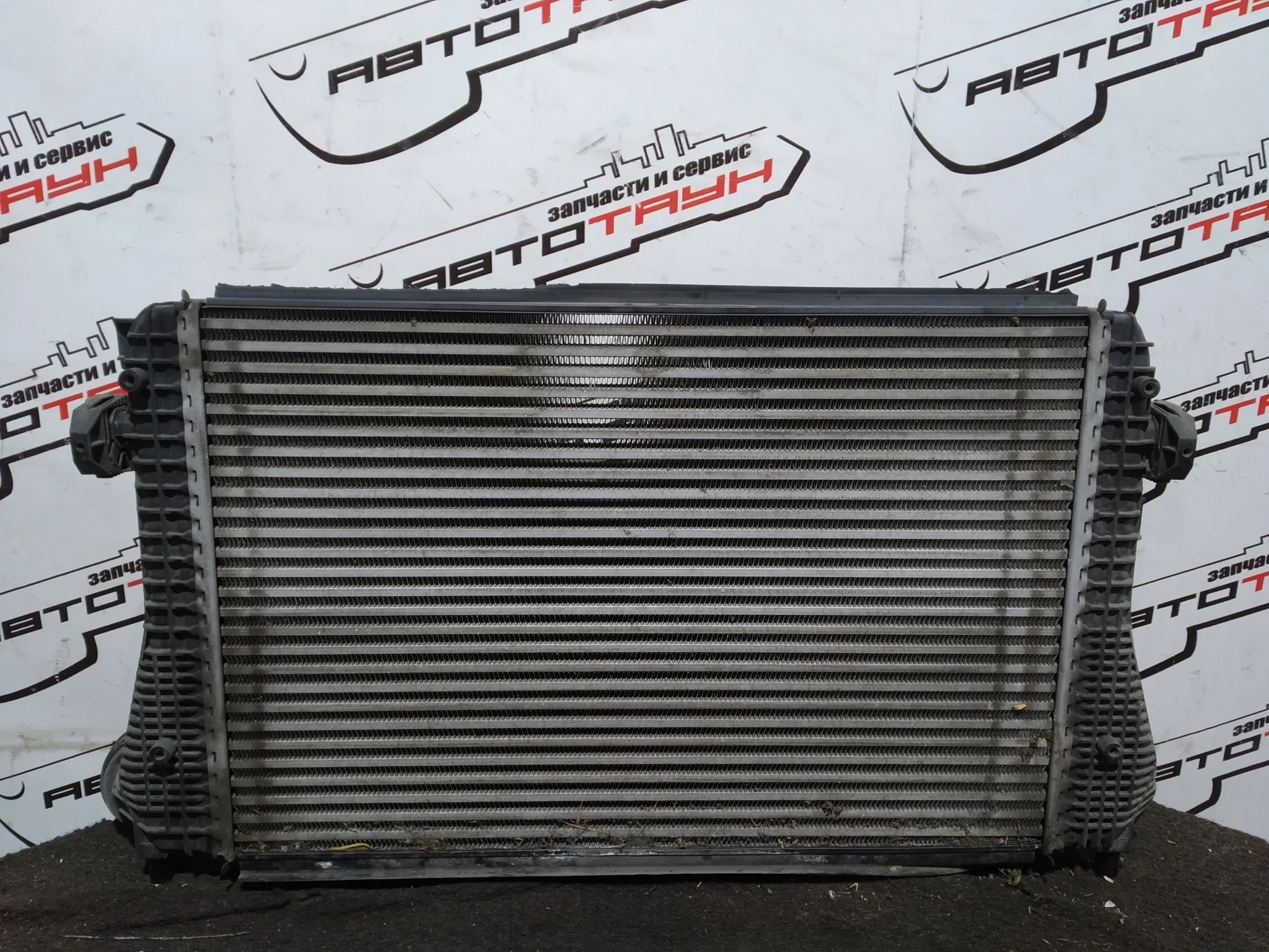 РАДИАТОР ИНТЕРКУЛЕРА AUDI VOLKSWAGEN SEAT SKODA 1K0145803A NA3969Z