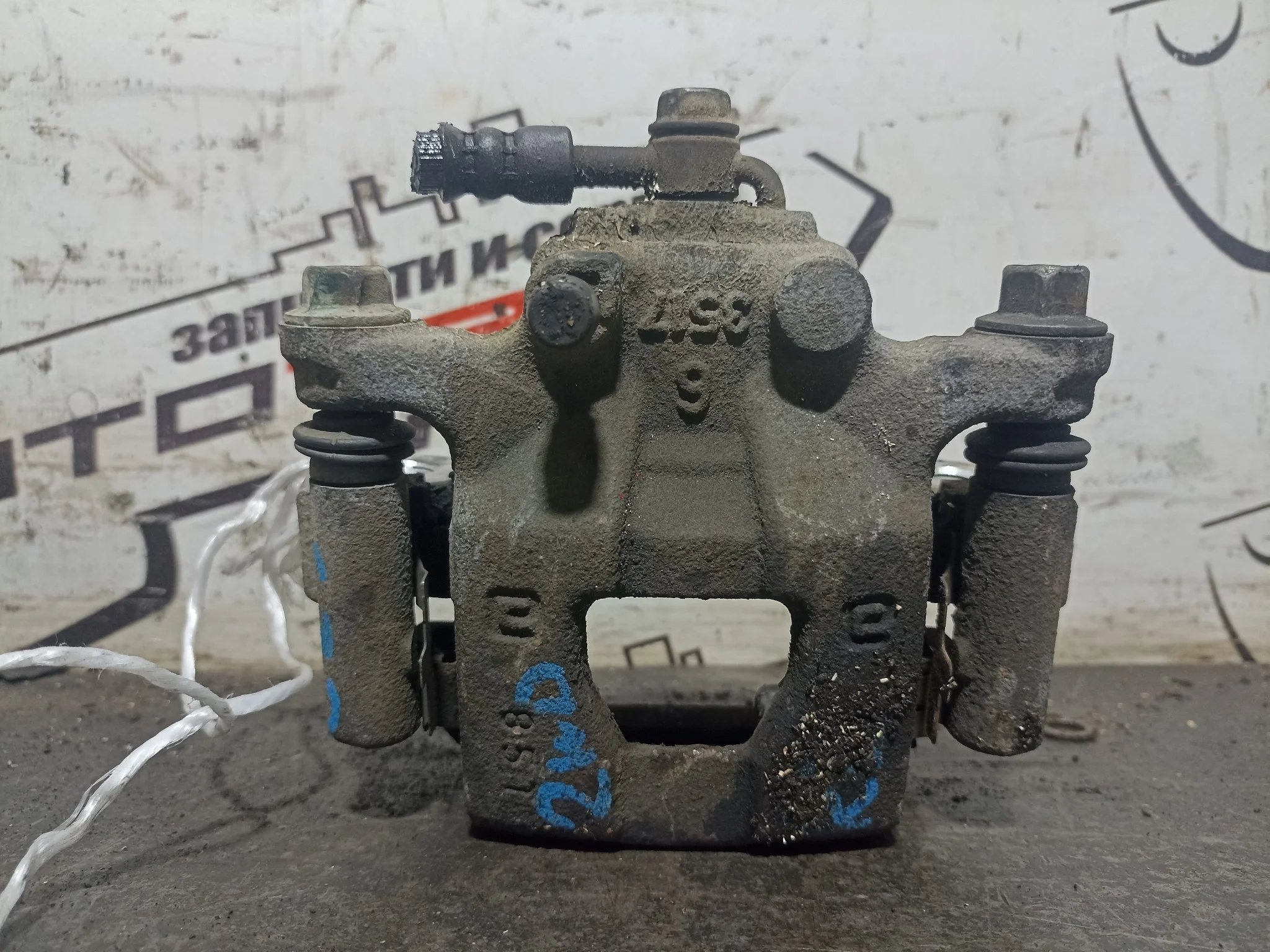 СУППОРТ В СБОРЕ NISSAN SUZUKI ... CUBE DUALIS LANDY QASHQAI SENTRA SERENA TIIDA ... KJ10 KNJ10 NC25 NJ10 SC25 SNC25 Z12 3517 ЗАДНИЙ ЛЕВЫЙ 2WD 4WD 44011EM11A