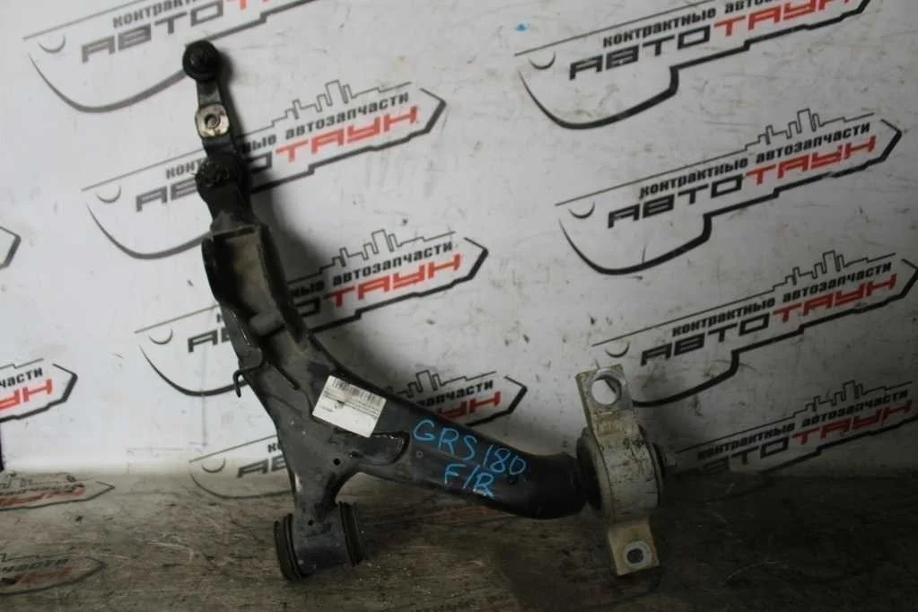 РЫЧАГ TOYOTA LEXUS ПЕРЕД ПРАВО НИЗ 4862030290