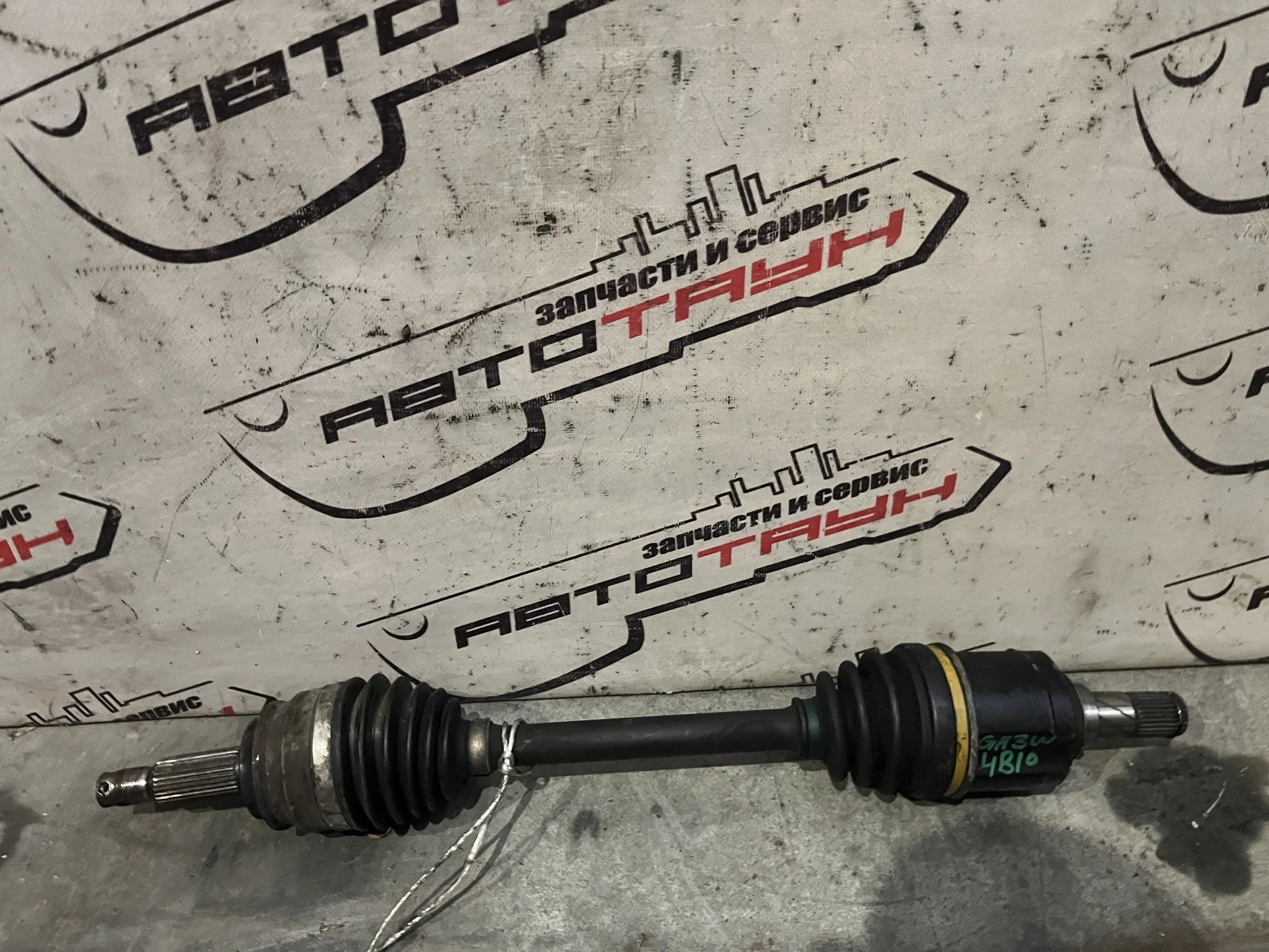 ПРИВОД MITSUBISHI ПЕРЕД ЛЕВО 3815A107 D774