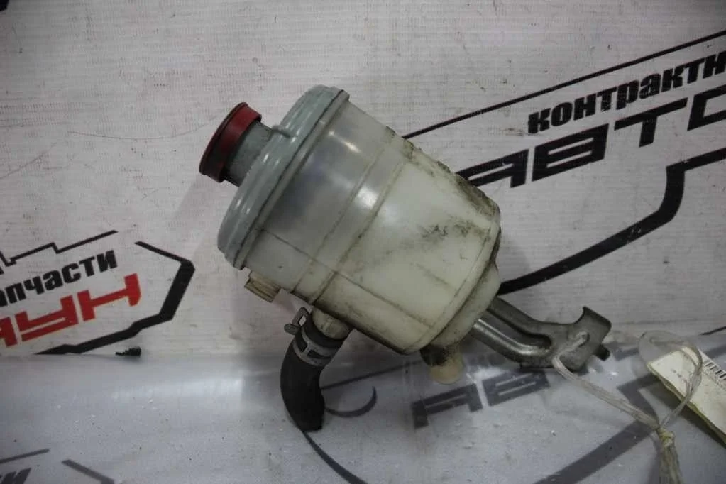 БАЧОК ГУР HONDA 53701S7AJ01