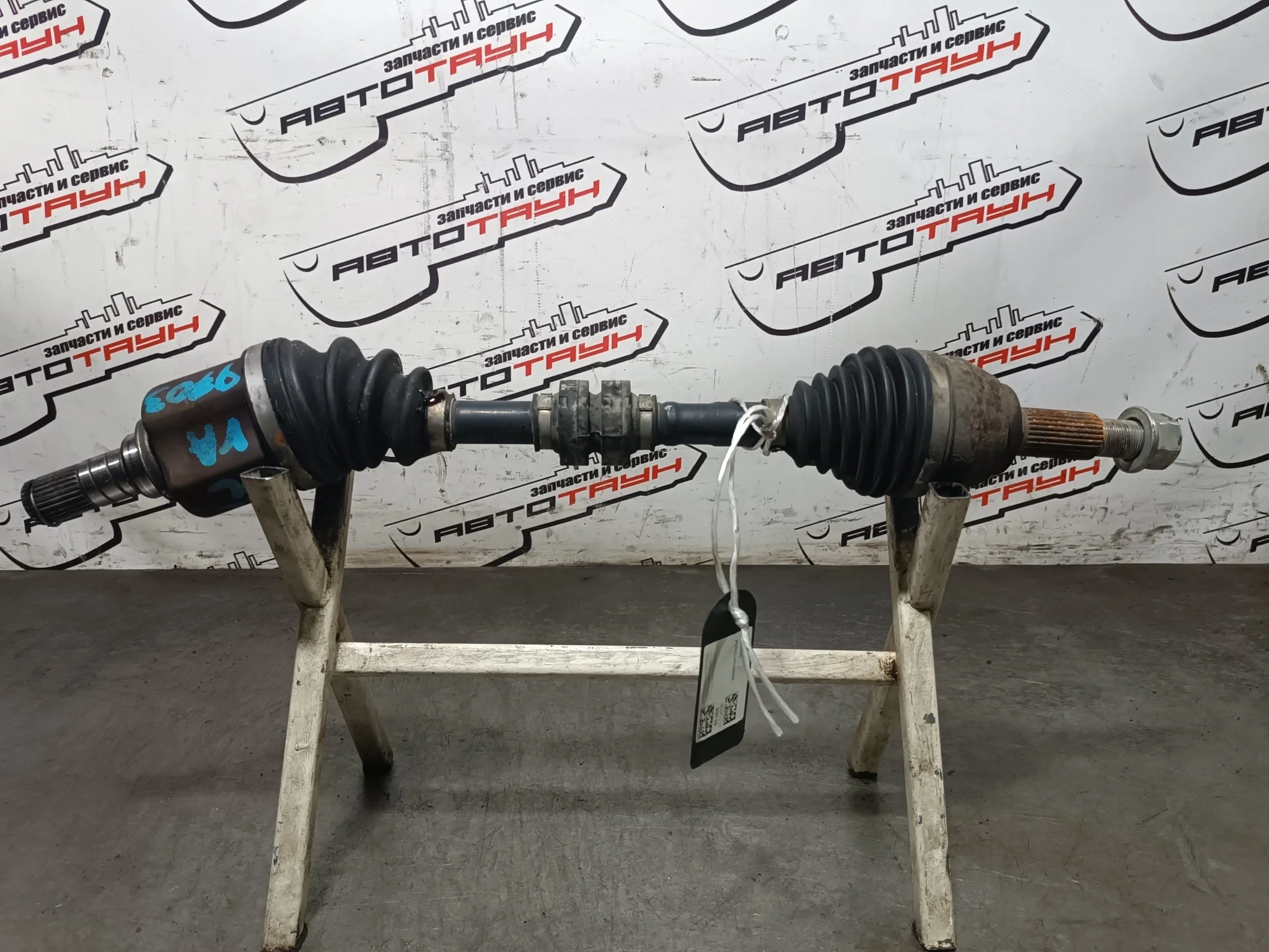 ПРИВОД NISSAN ПЕРЕДНИЙ ЛЕВЫЙ 39101JN00A VA9703