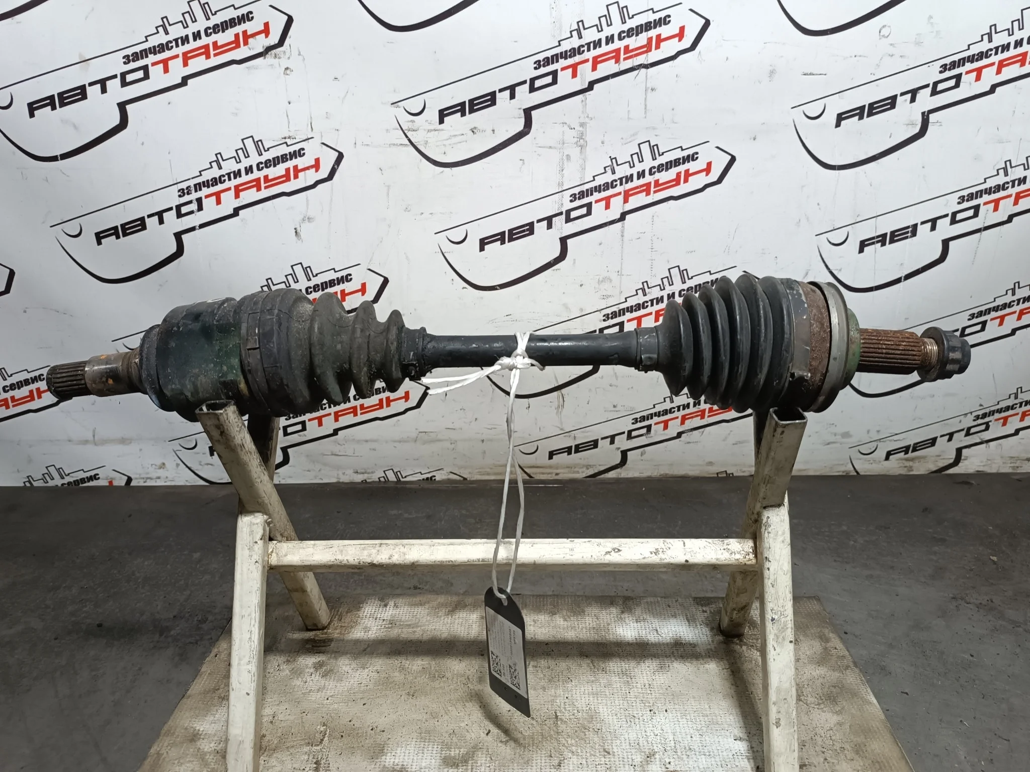 ПРИВОД TOYOTA LEXUS ПЕРЕД ЛЕВО 4342030020 VA9189