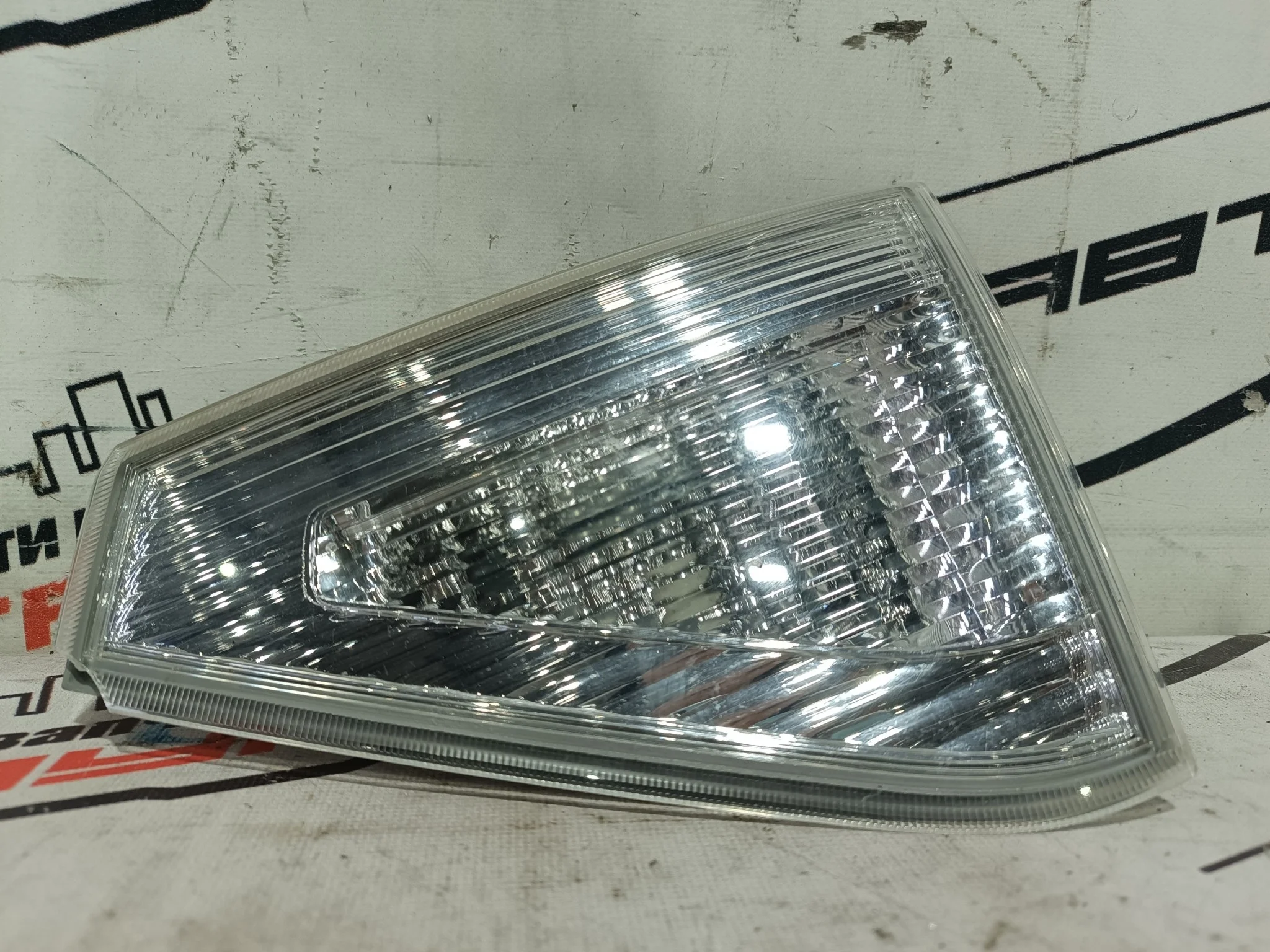 ФАЛЬШПАНЕЛЬ SUBARU ПРАВАЯ 84912FG061 D358