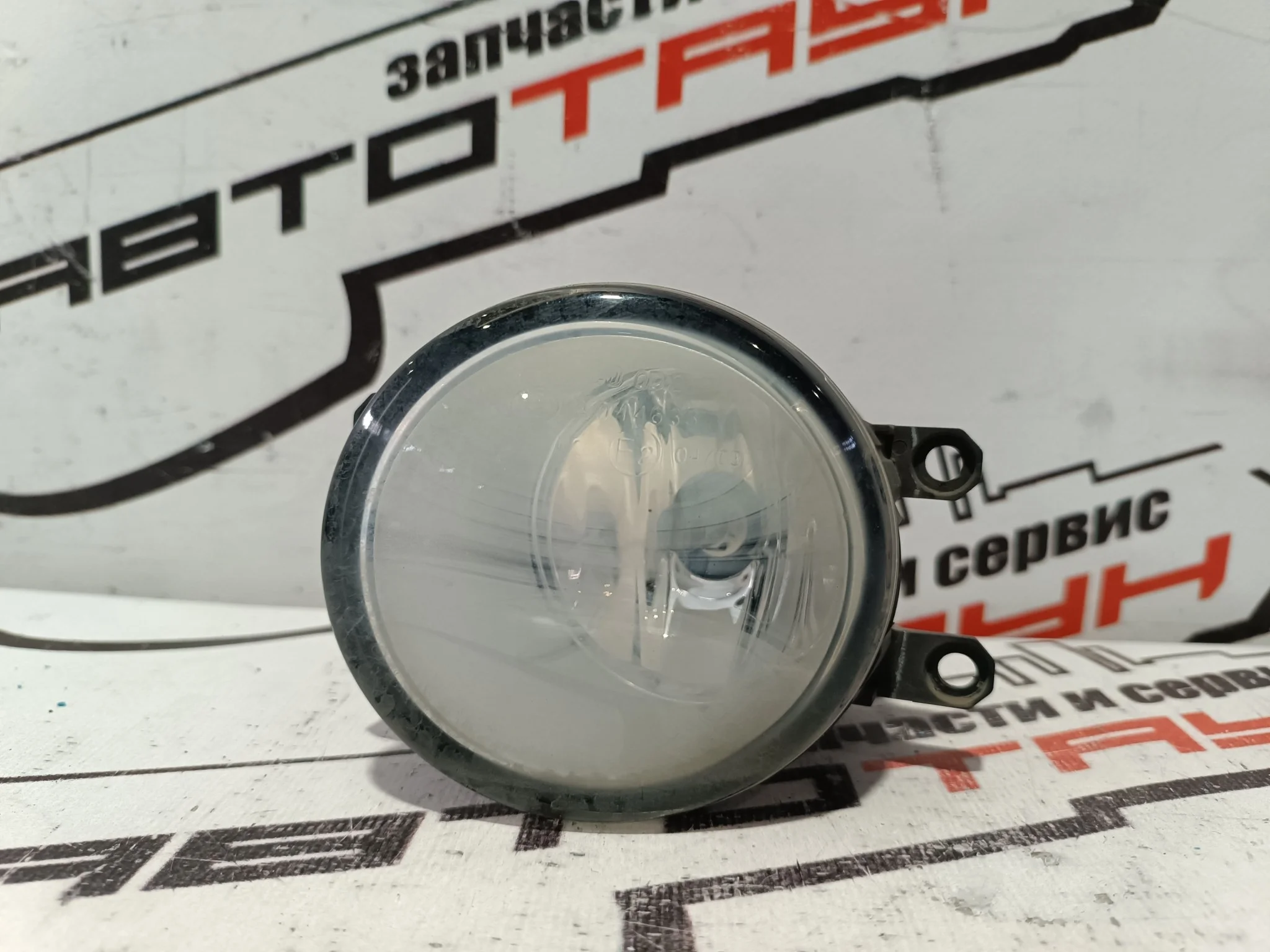 ТУМАНКА TOYOTA DAIHATSU SUBARU LEXUS ЛЕВО 812200D040 D443