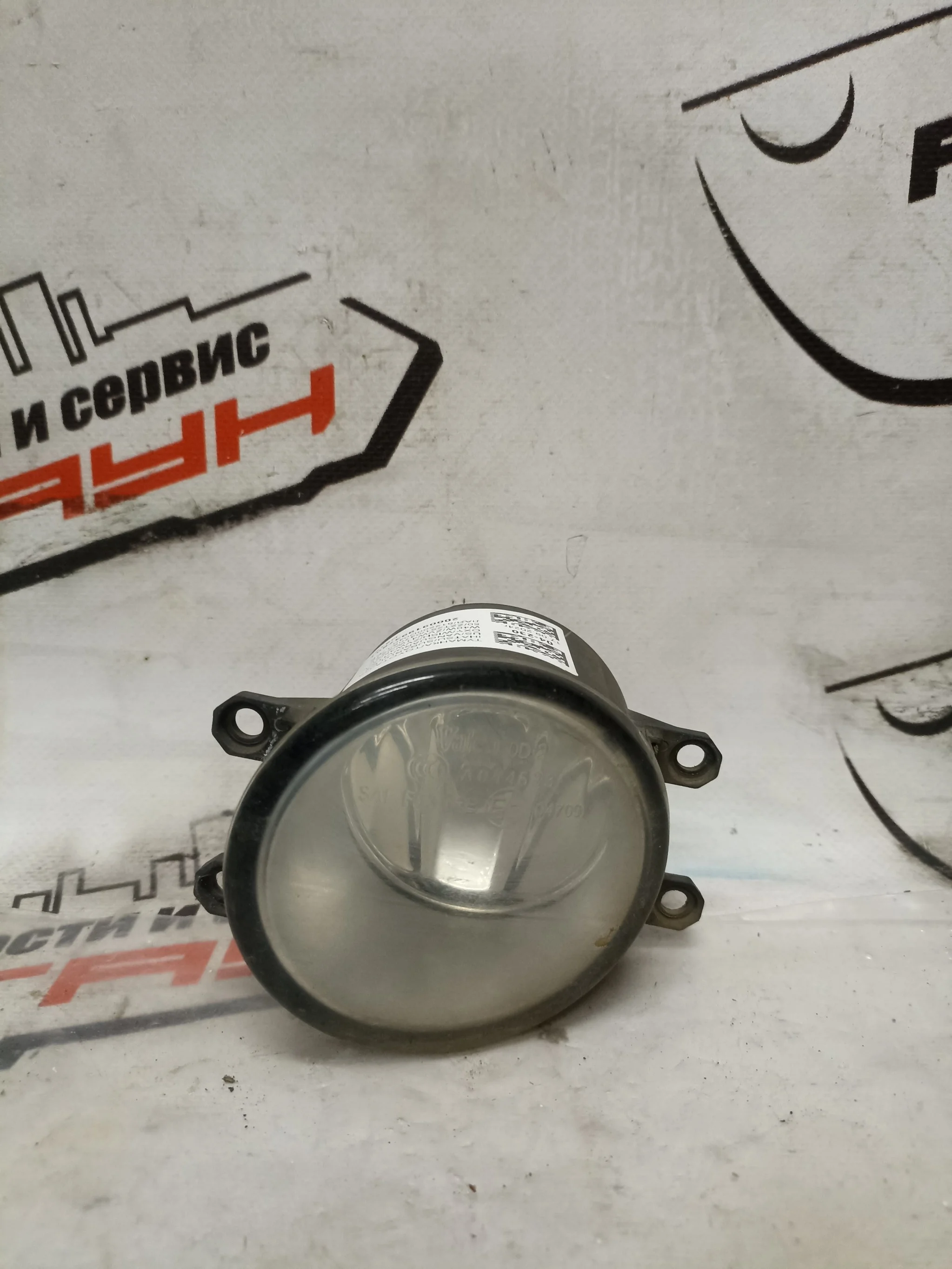 ТУМАНКА TOYOTA DAIHATSU SUBARU LEXUS ЛЕВО 812200D040 D819