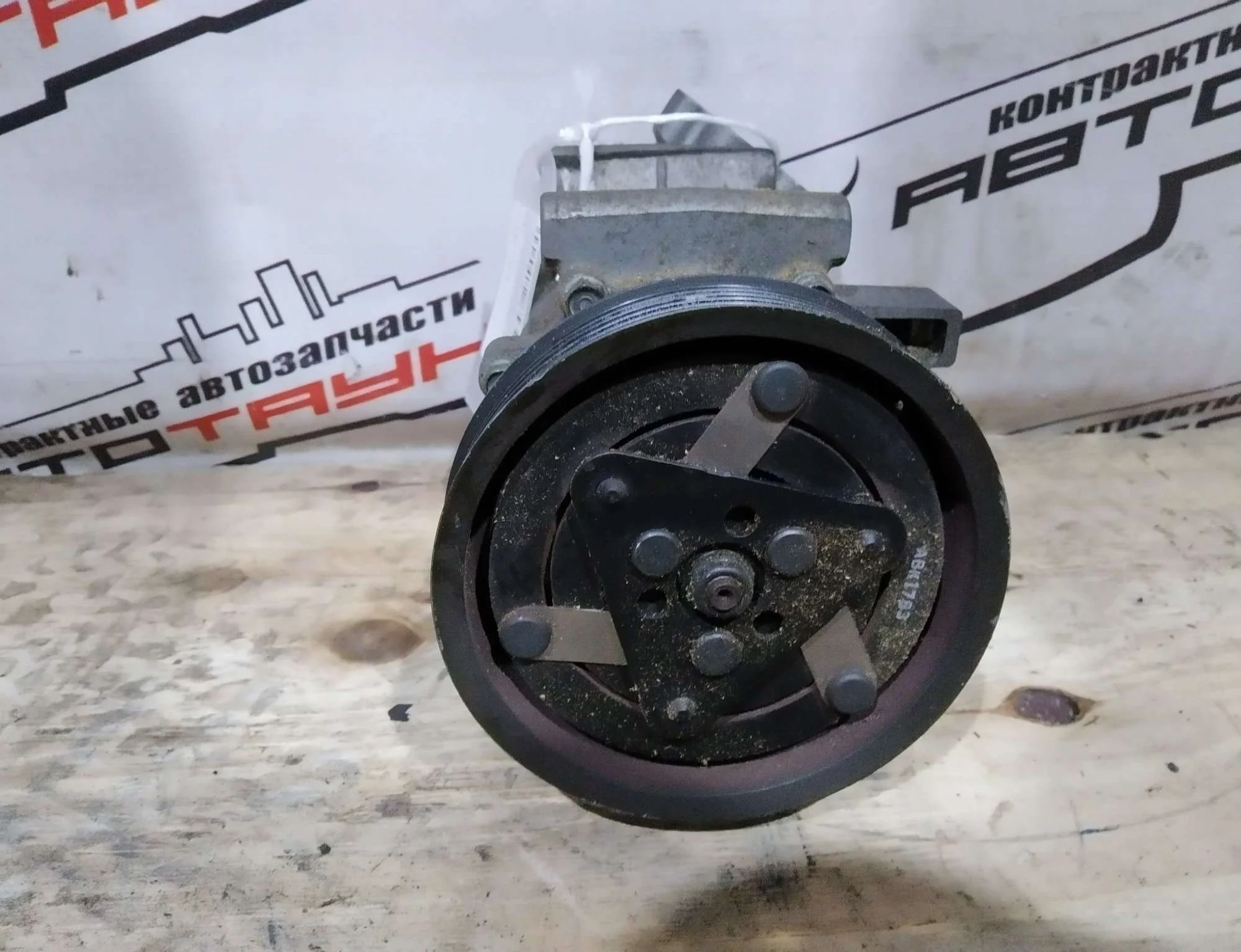 КОМПРЕССОР КОНДИЦИОНЕРА NISSAN RENAULT 8200365787