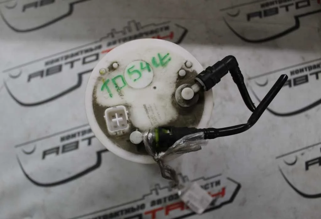 БЕНЗОНАСОС КОРПУС БЕНЗОНАСОСА В СБОРЕ SUZUKI ESCUDO GRAND VITARA JT TA74W TD54W TD94W TDA4W TDB4W 2 ШТУЦЕРА 1 ФИШКА 4 КОНТАКТА 1510065842