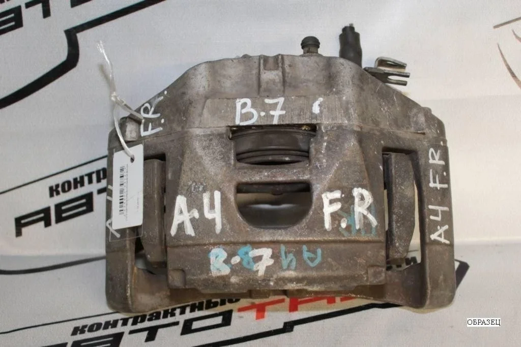 СУППОРТ В СБОРЕ AUDI SEAT ПЕРЕД ПРАВО 4F0615124