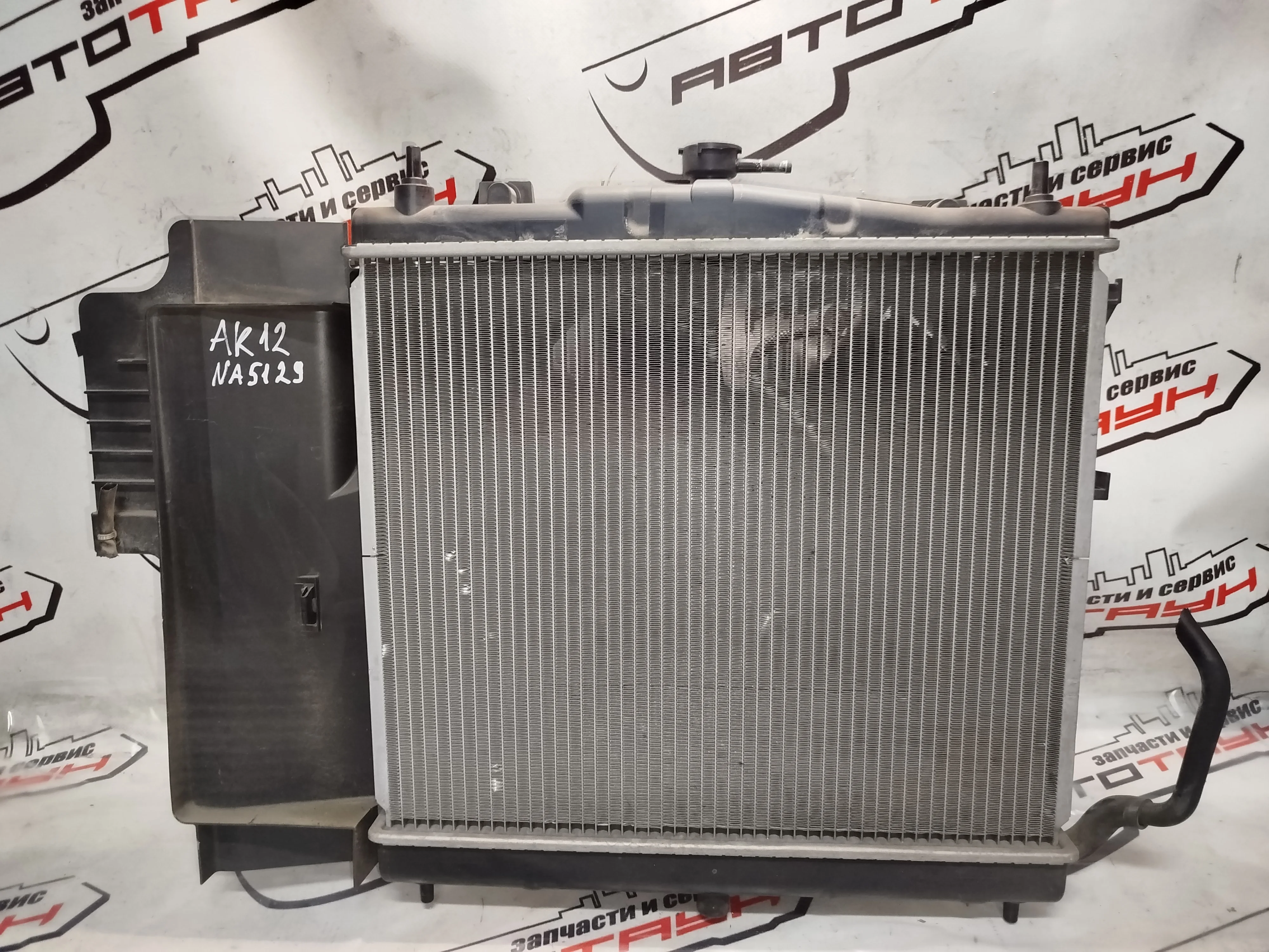 РАДИАТОР ДВИГАТЕЛЯ NISSAN 214603U500 NA5129Z