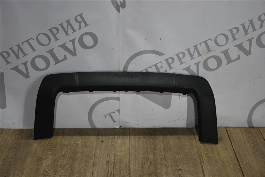 Накладка бампера центральная