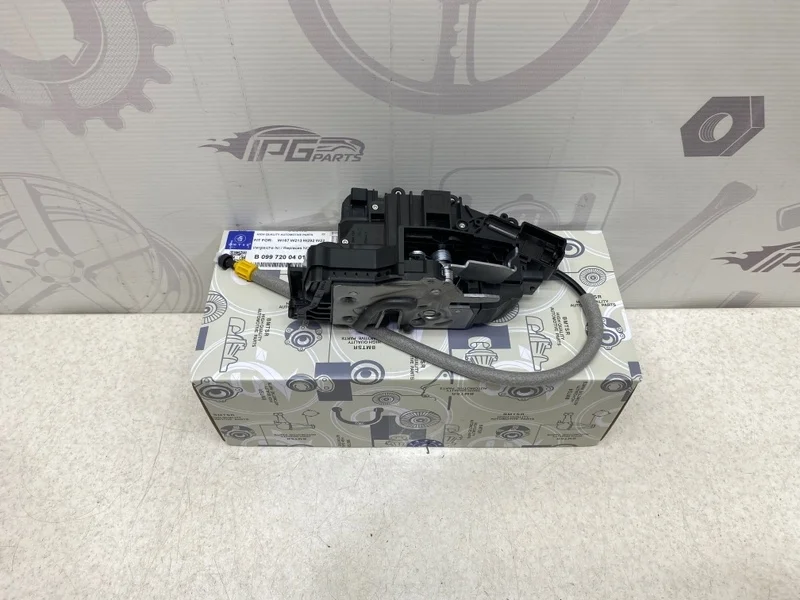 Замок передней правой двери Mercedes-benz GLE V167