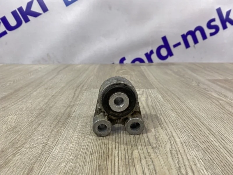 Кронштейн кпп FORD FOCUS 2 2009