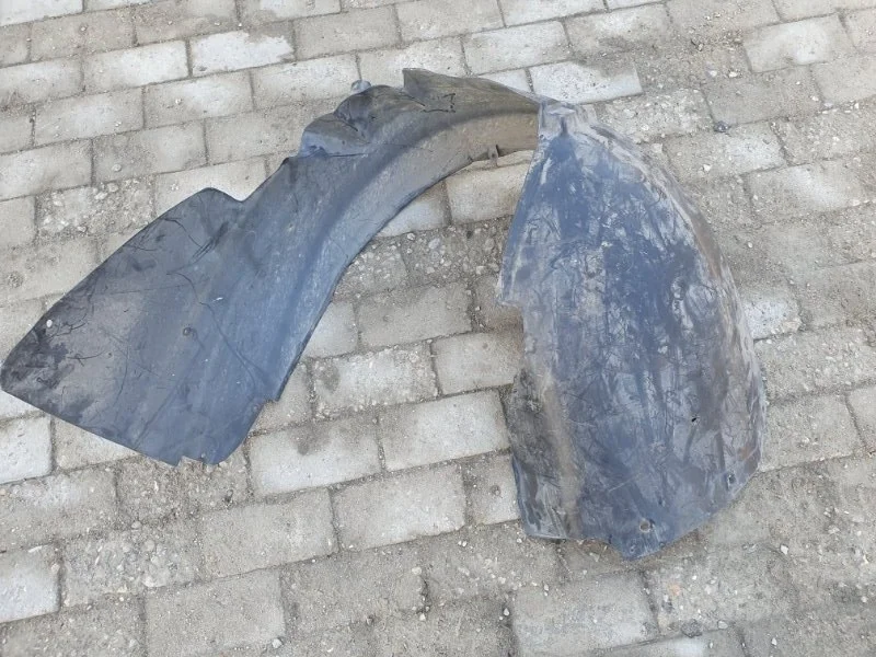 Подкрылок Audi A4 2000-2006 B6