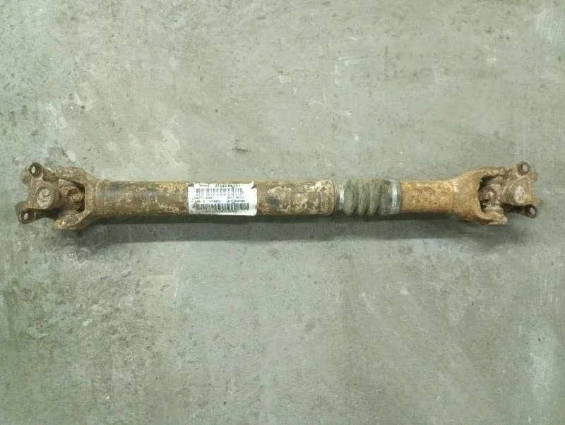 Карданный вал передний Toyota Hilux (2005-2015) 2010 371400K131