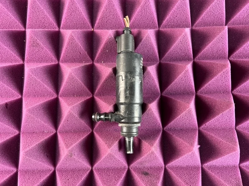 Насос омывателя Volkswagen Passat 2008 3B7955681 B6 VARIANT BZB 1.8T