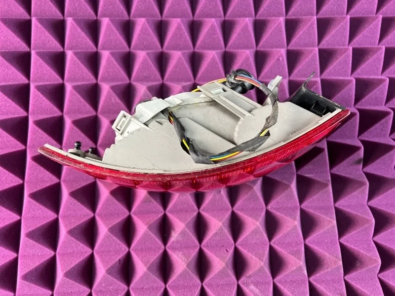 Фонарь задний Audi A4 2006 8E9945096E B7 BWE 2.0T, правый