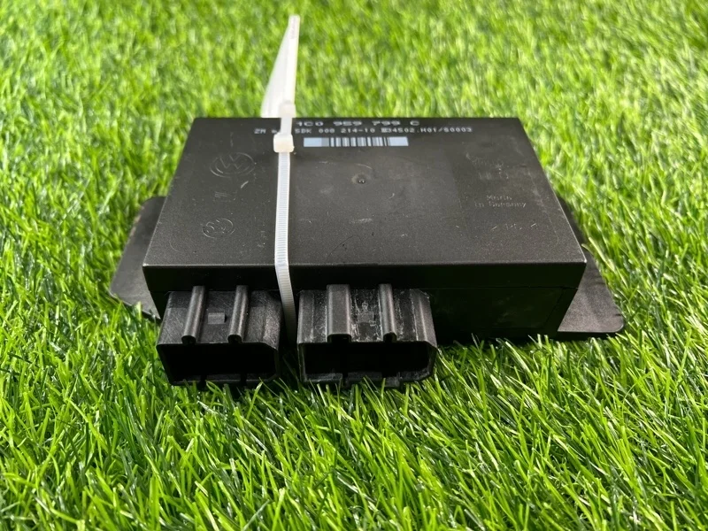 Блок комфорта Volkswagen Passat 2003 1C0959799C B5+ AZM 2.0