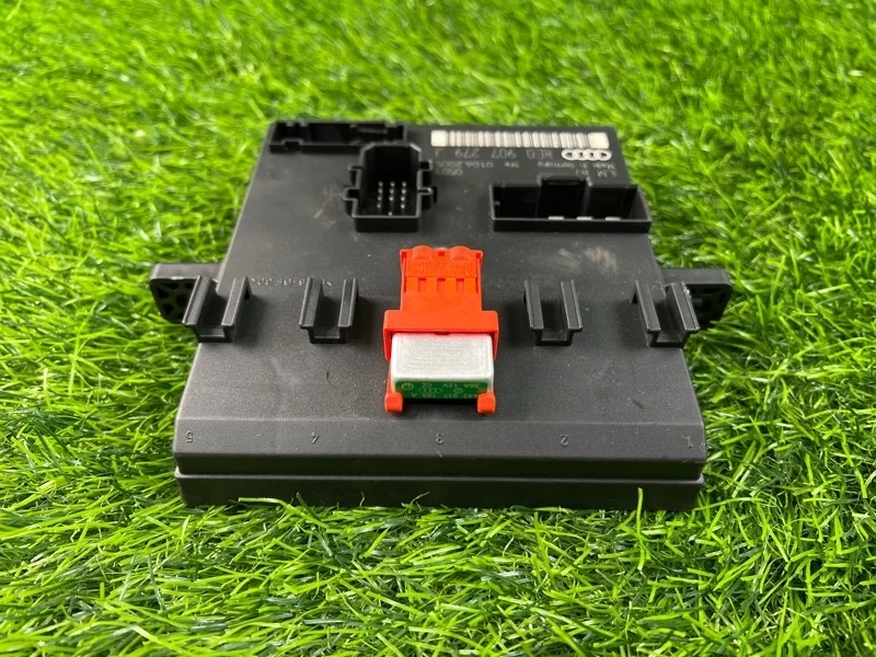 Блок управления бортовой сети Audi A4 2005 8E0907279 B7 BGB 2.0T