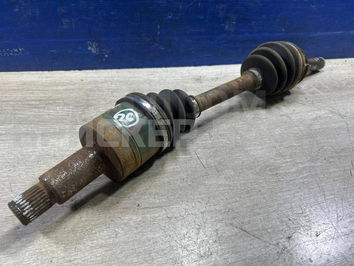 Привод (шрус) передний прав Сузуки Гранд Витара 1