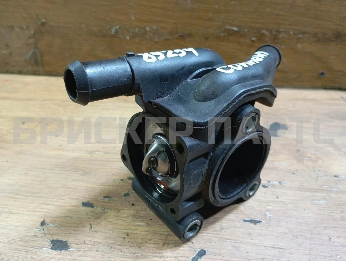 Корпус термостата Форд Турнео Коннект 1