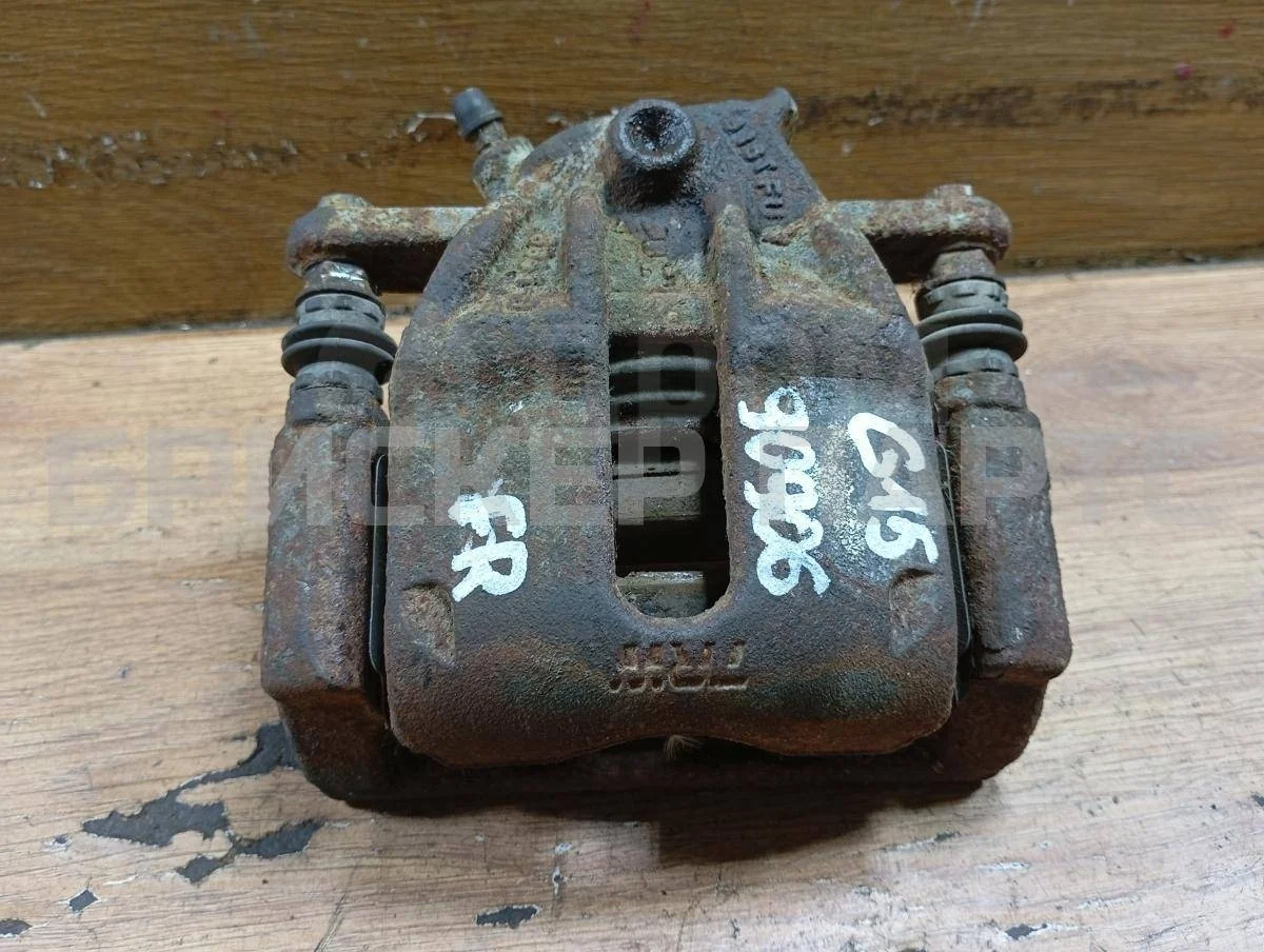 Суппорт передний Ниссан Альмера 3  G15