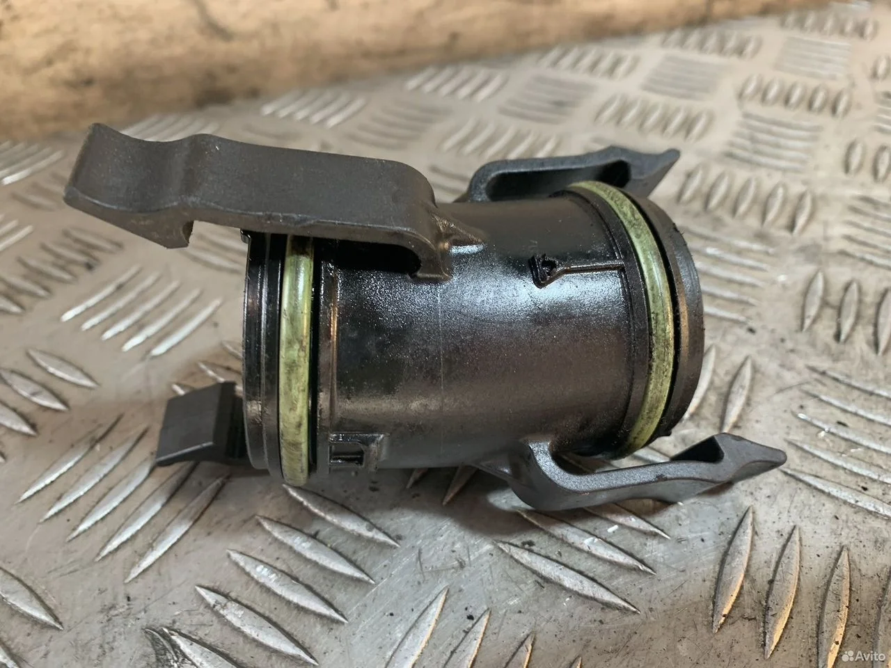 Патрубок турбины 1.2 turbo cjz vw skoda 04e145875f