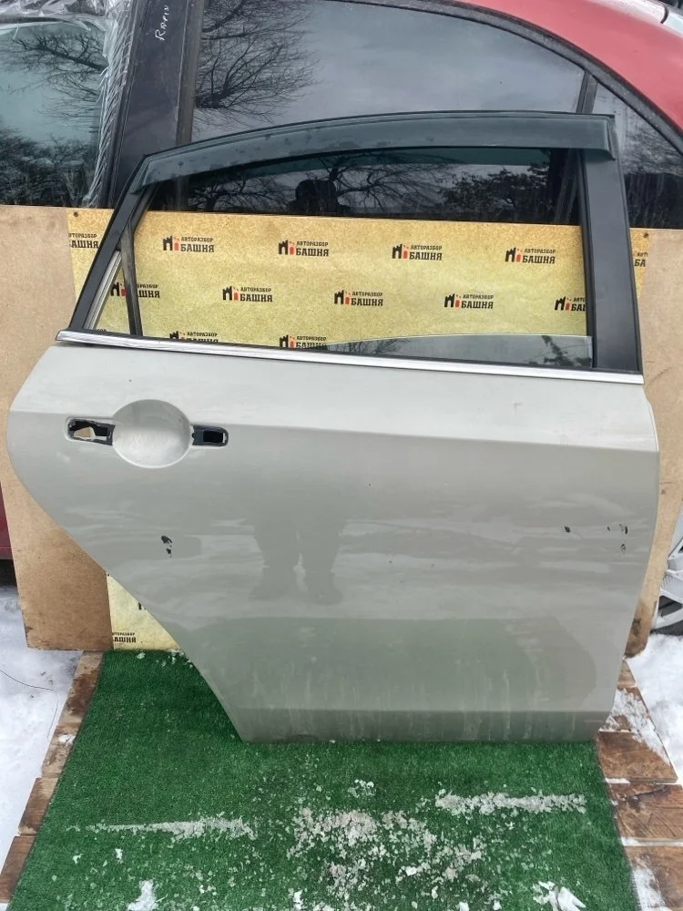 Дверь Nissan Almera 2014 821004AA8B G15 K4M, задняя правая