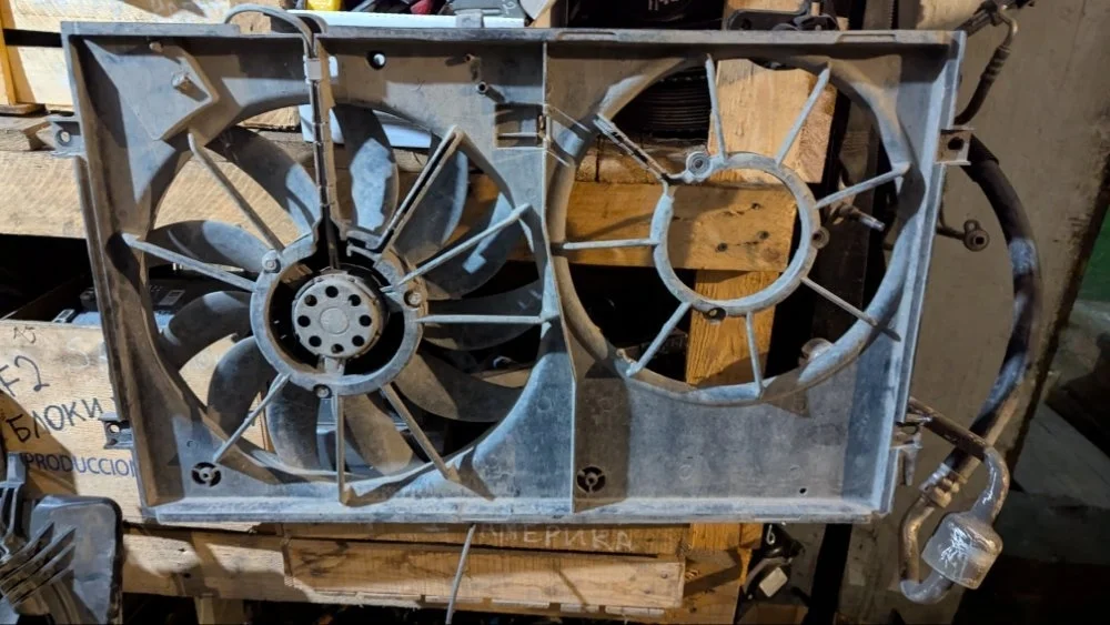 Диффузор радиатора Skoda Octavia 885002655 A5