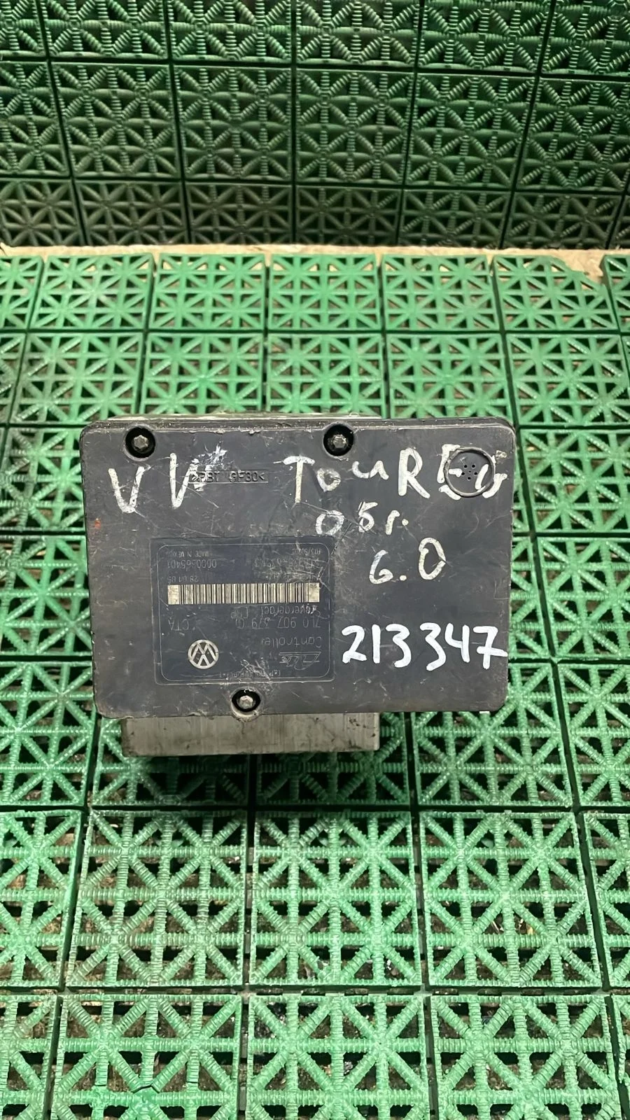 Блок ABS 7L0614111H 7L0907379G Б/У TOUAREG(2003-2010)