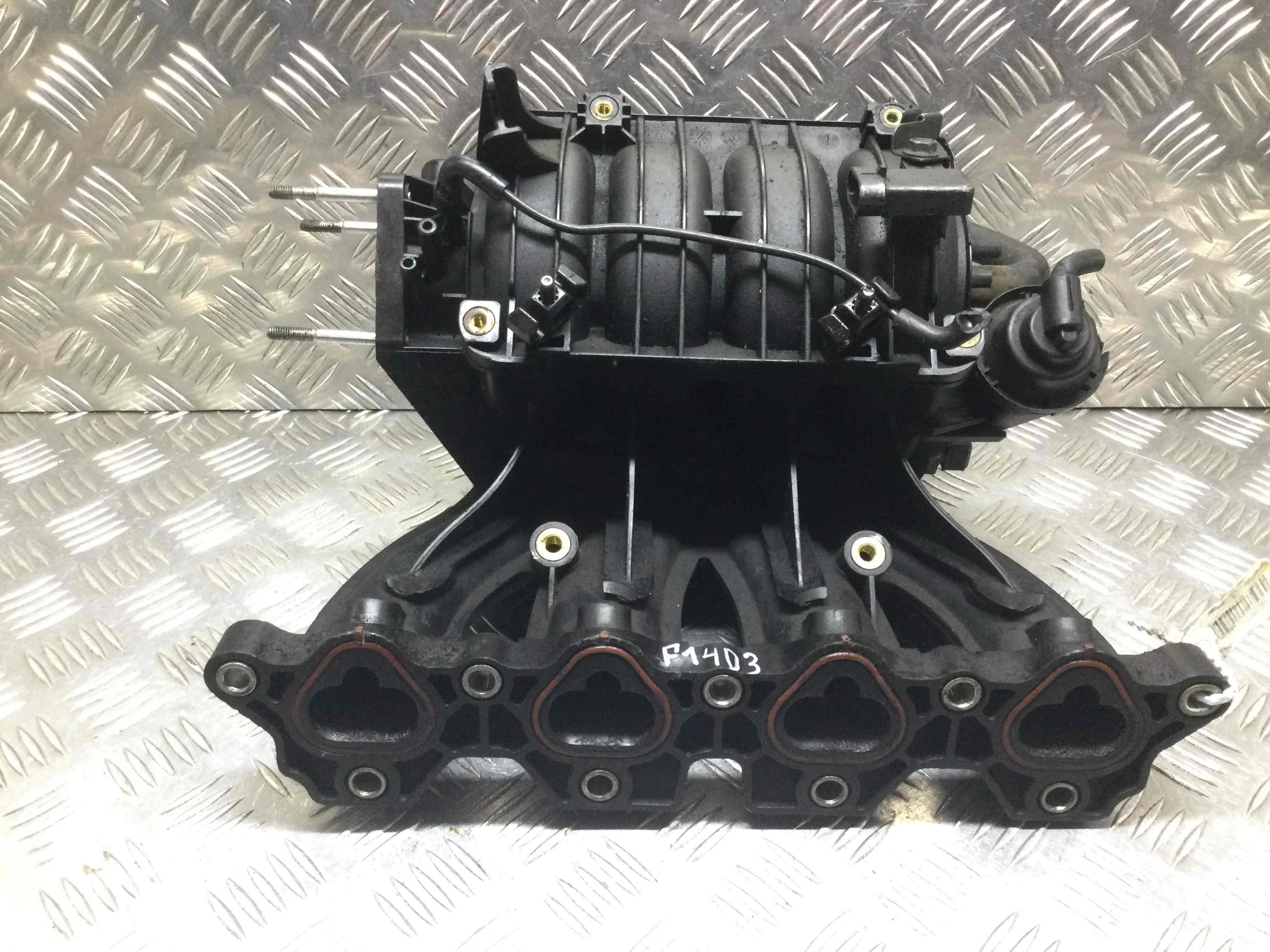 Коллектор впускной Chevrolet Kalos 1 поколение 2003 - 2008 бензин 1.4  Механика Х/б