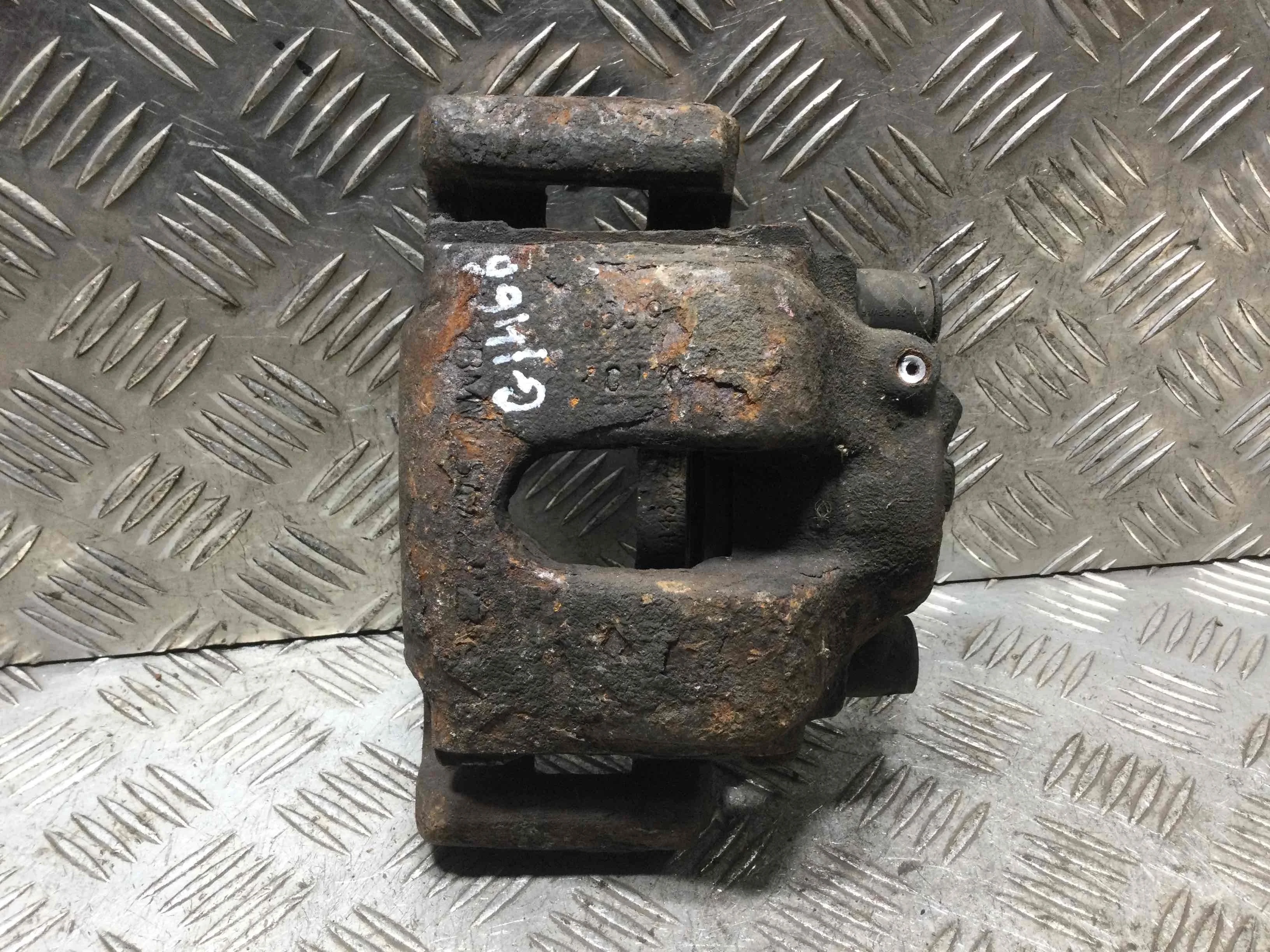 Суппорт передний левый BMW 3-Series 3-Series E46 1998 - 2006 дизель 2.0 TD Механика Универсал