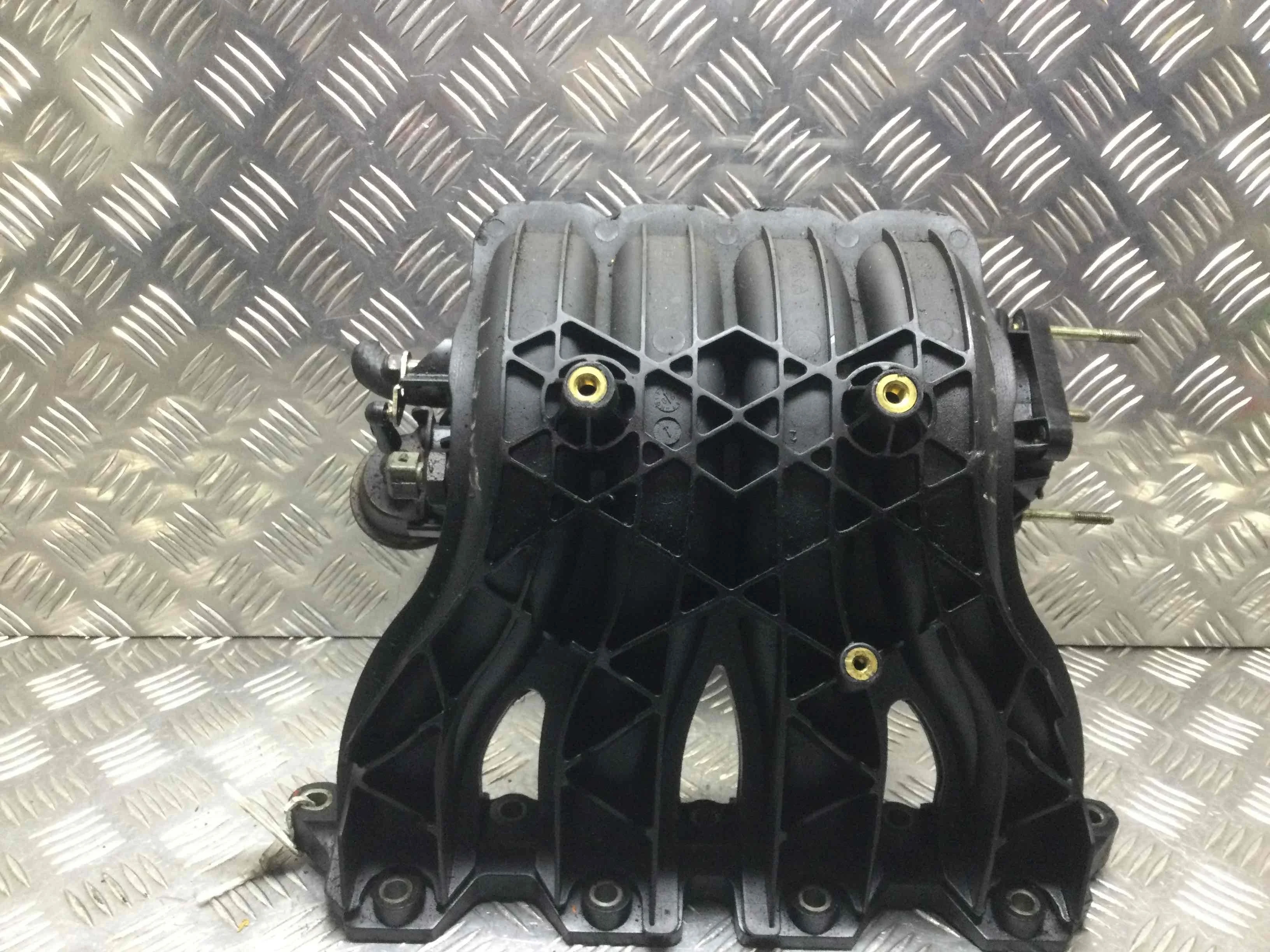 Коллектор впускной Chevrolet Kalos 1 поколение 2003 - 2008 бензин 1.4  Механика Х/б