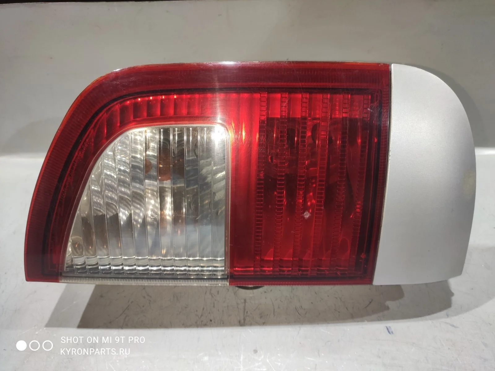 Фонарь SsangYong Kyron 2007 D100