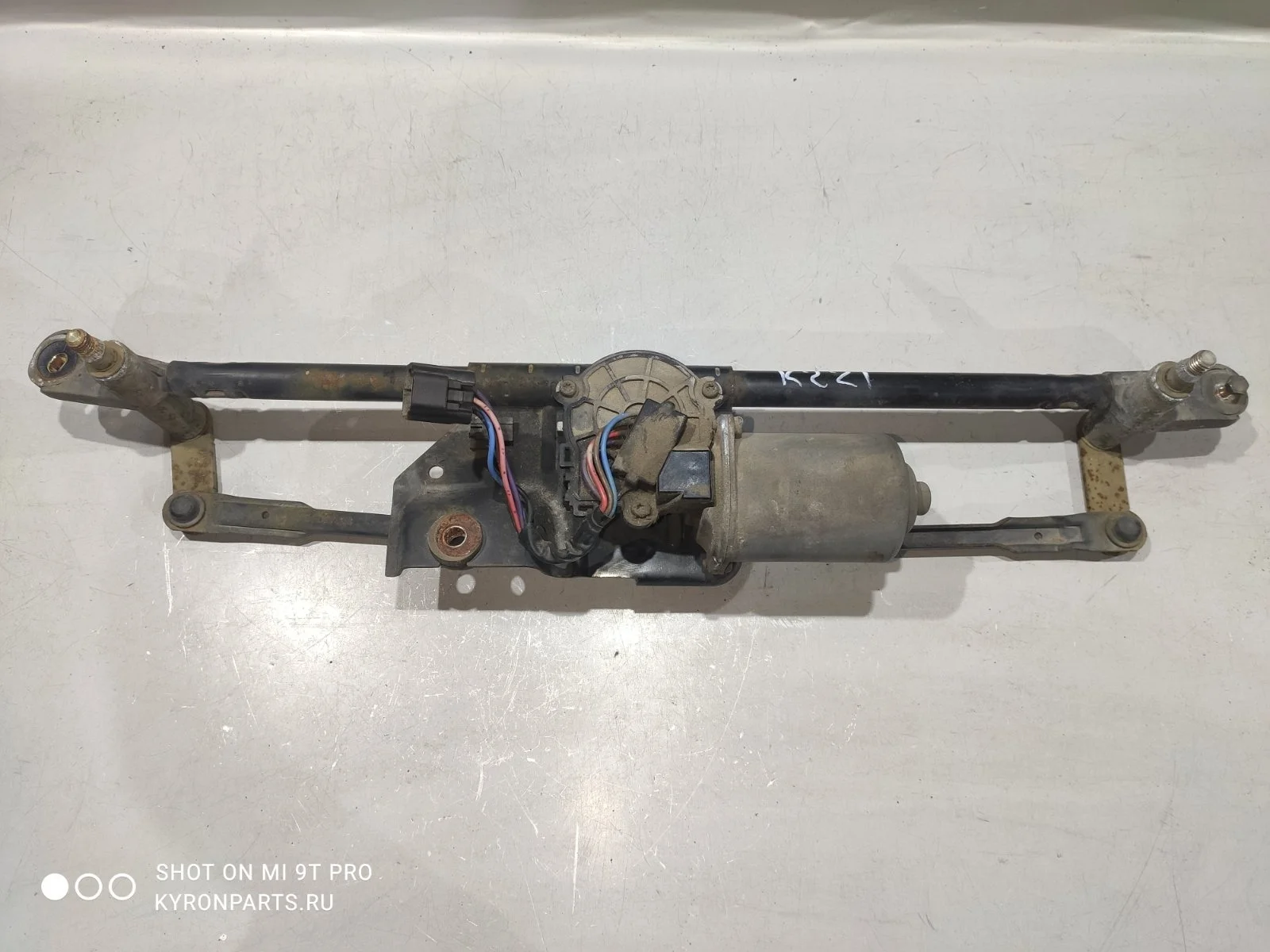 Стеклоочиститель SsangYong Kyron 2007 D100